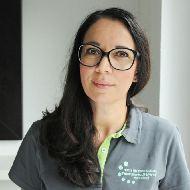 Dr. Yvonne Vogt